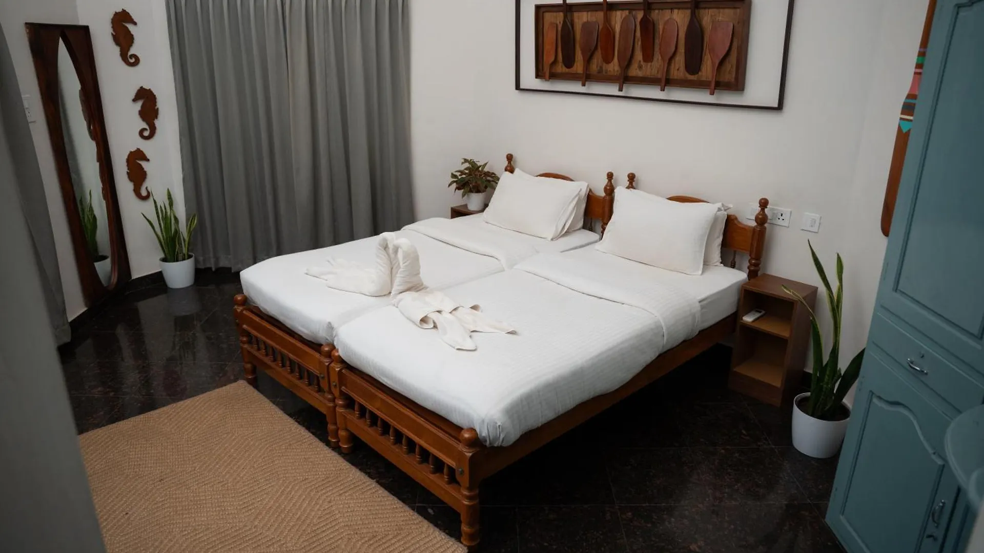 Paddle Cult Surf & Yoga Hotel Varkala 4*,