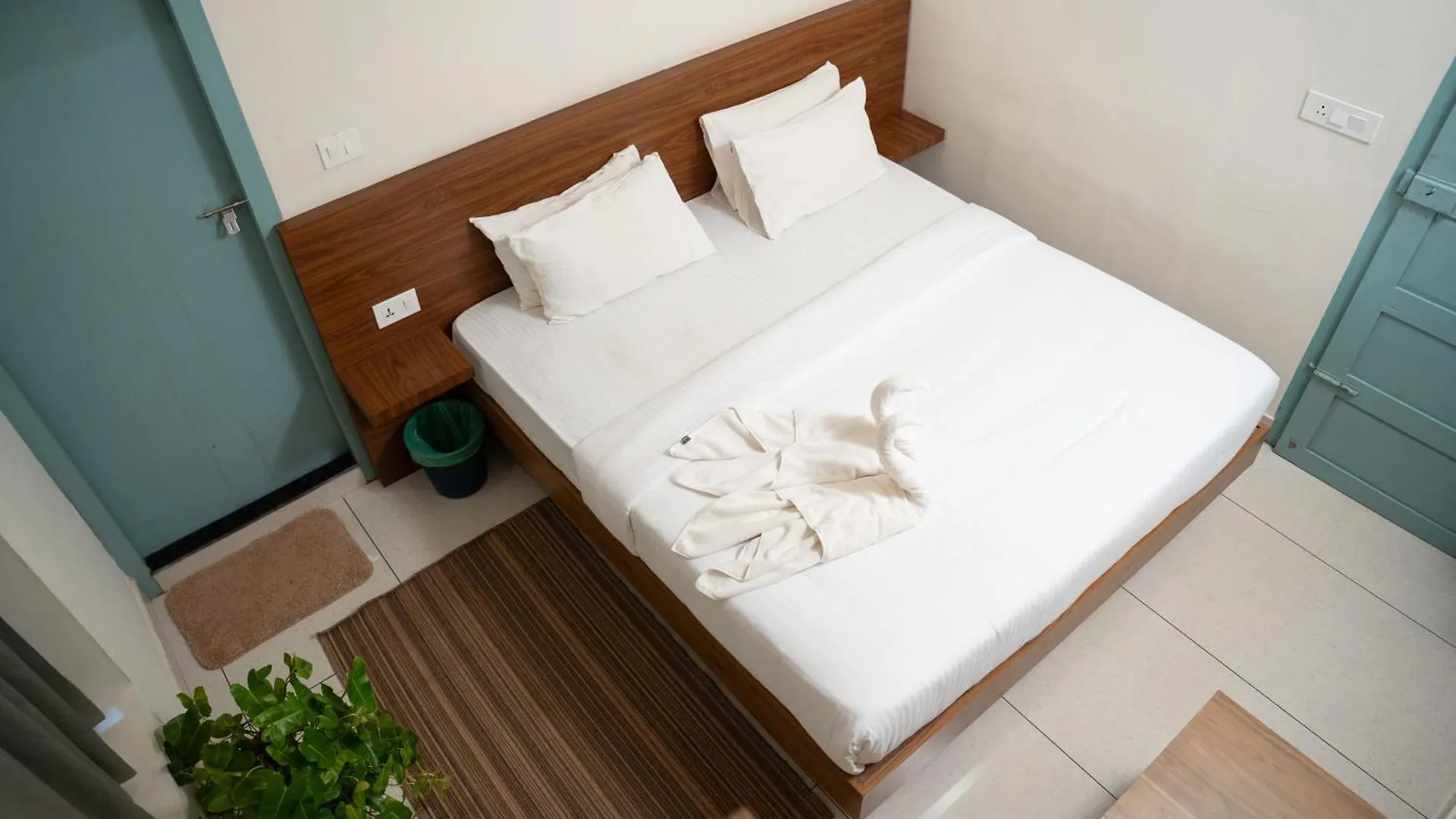 Paddle Cult Surf & Yoga Hotel Varkala
